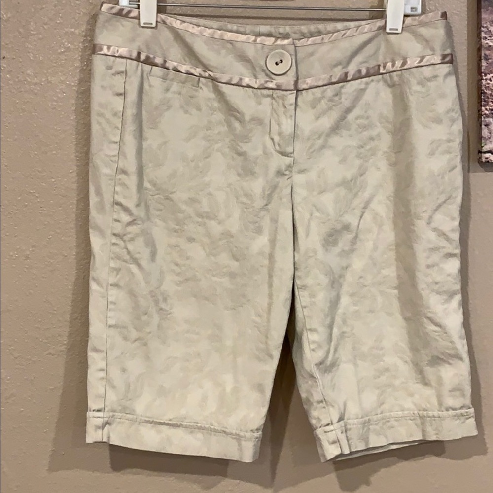 CR signature bermuda beige shorts 11